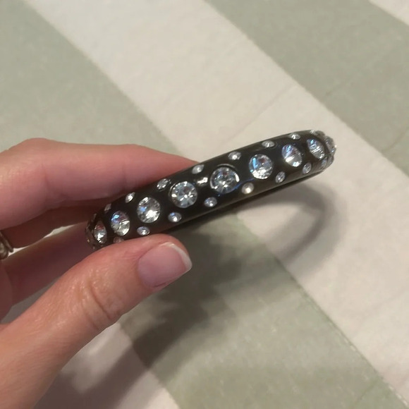 Bangle acrylic style black with chunky clear rhinestones - Picture 1 of 4